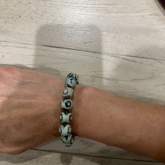 Bracelet - Picture 2 of 2